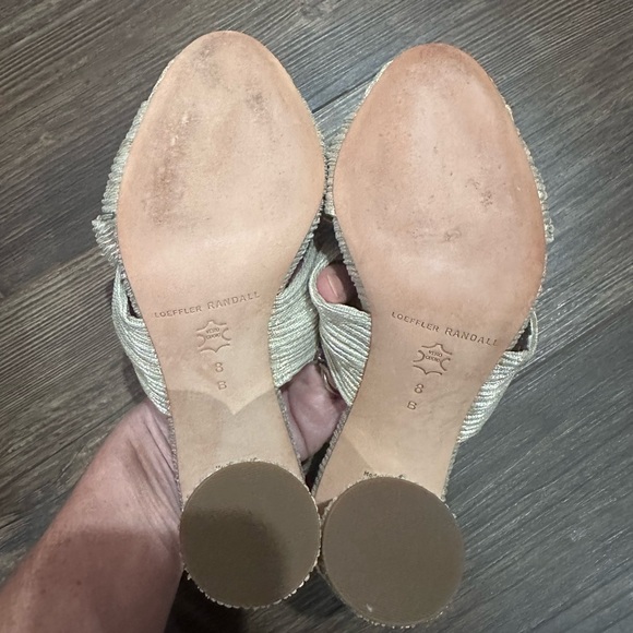 Loeffler Randall Penny Knot Champagne Bow Heels Size 8 - Picture 11 of 12